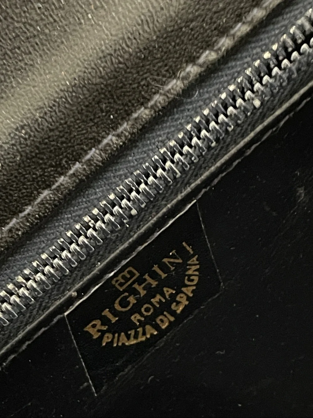 VTG: RIGHINI ROMA Piazza Di Spagna Genuine Leather Croc Chain  Bag/Clutch
